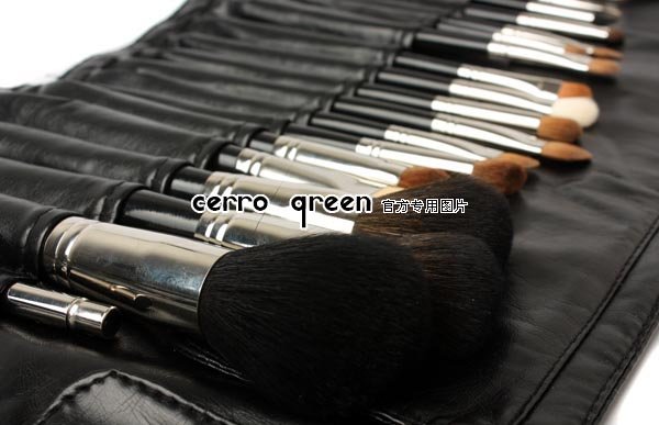 MCQ22010902-Makeup-Brush-Set