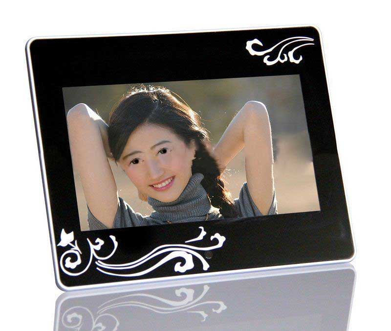 High Definition 8 Inch Multi Function Digital Photo Frame + Digital Album + 8 Languages