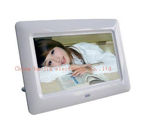 White 7 Inch Digital Photo Frame