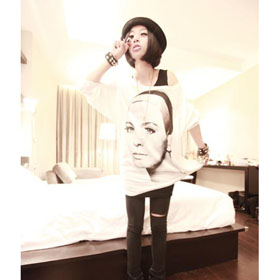 Hot Sales Fashion Print  Woman Head T-shirt / Sexy Romantic Detail White Lady's T-shirt