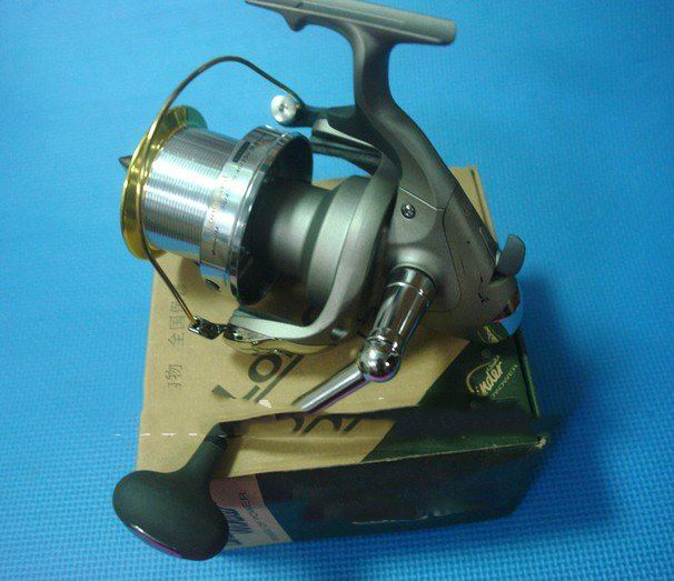 Bat Shape Silver Steel Fishing Spinning Reel