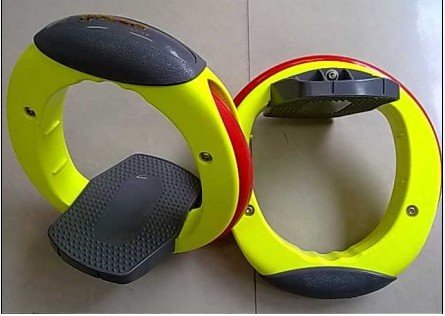 Yellow & Red & Black Round Shape Alloy Drift Skates
