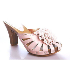 2011 New Style Women's Rivet Decorative Flower Fashion Kvoll Sandals Disposable Slippers