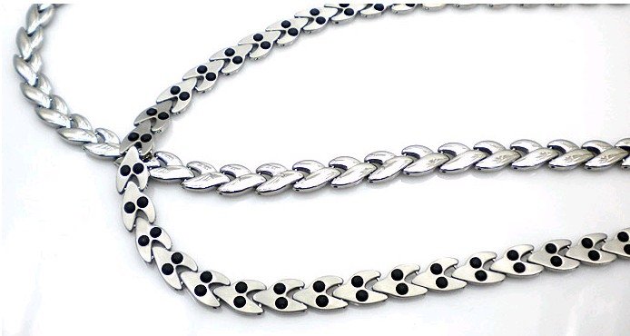 Silver Color Guaranteed Fashion Health Care Titanium Necklace