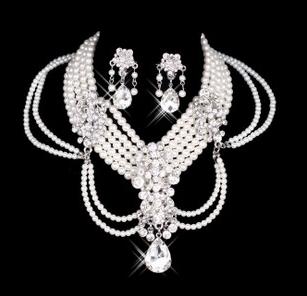 Big Crystal Pearl Simulated Diamond Jewelry Sets / Noble Pearl Necklaces Earrings