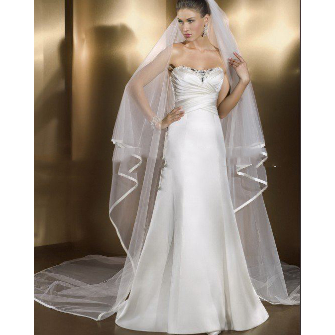 The Wedding Veil with a Sheer Ribbon Edge