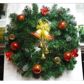 Homemade Christmas Wreath & Garland