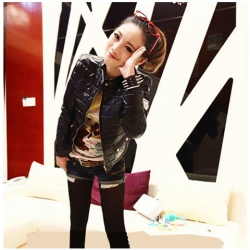 Amanda99 Slim and Fashionable Mix Match Zipper Long Sleeves Cotton Coat For Women
