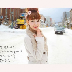 Amanda99 Luxurious Double Row Button Designed M Size White Coat--Women's Coats