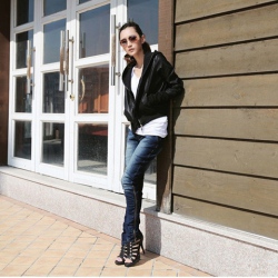 Amanda99 High Grade and Comfortable Lapel Ghost Patterns Rhinestone Embellished Zipper Long Sleeves PU+Rib Coat For Women