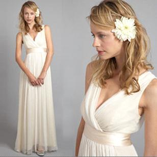White Straps Embroidery Halter Sleeveless Quinceanera Dresses
